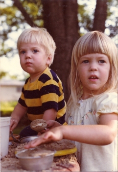 1981 May, Kristin and Jonathan